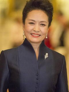 Peng Liyuan (彭丽媛)